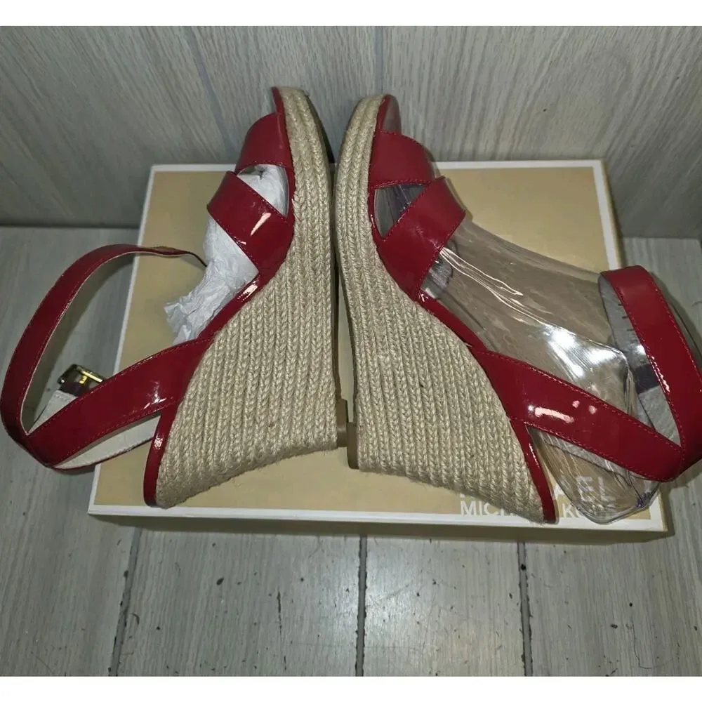 MICHAEL KORS MK Kami Patent Red Criss Cross Gold Logo Espadrille Wedge Size 8M
